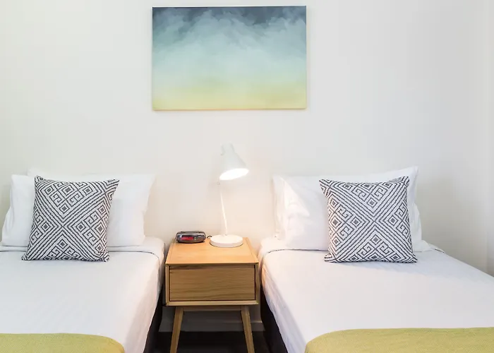 City Edge North Melbourne Apartment Hotel